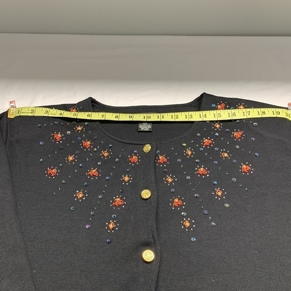 Vintage Nonpareil Embroidered Buttoned Sweater Size Large Black - Picture 8 of 13